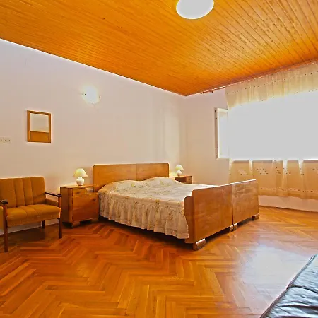 House Marija 1354
