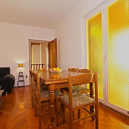 House Marija 1354 度假居 *